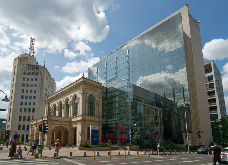 Novotel Bucharest City Centre, a modern 4-star hotel in central Bucharest